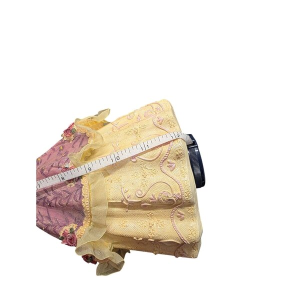 Vintage Victorian-Style Bunny Figurine In Pink Dress With Hat & Feathers - Picture 10 of 10